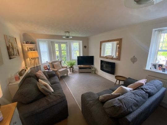 Plymyard Court, Bromborough - Photo 1