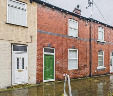 2 bedroom terraced house to rent - Photo 3