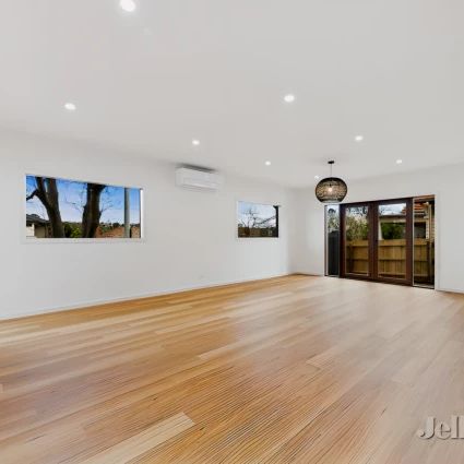 3 Bed, 2 Bath - Photo 1