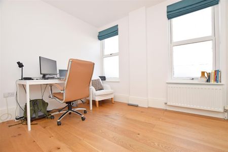 Mount Mews, Hampton, Middlesex, TW12 - Photo 4