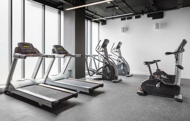 1 bedroom private hall to rent - Photo 1