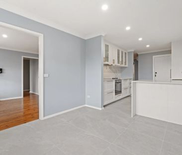 Spacious Family Home with Delightful Water Views - Photo 3