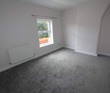 2 Bedroom HOUSE, Deeside - Photo 1