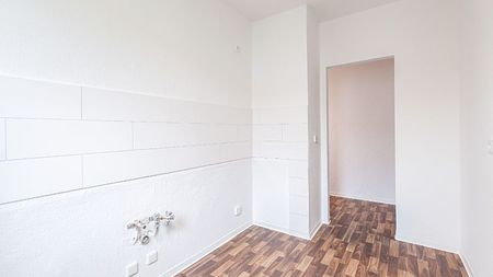 Moderne 2-Zimmer-Wohnung mit Balkon im 3.Obergeschoss in Merseburg Nord - Foto 4