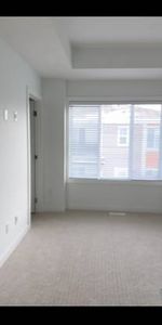 4 BED 3 BATH HOUSE - Photo 4