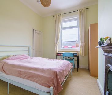 21 Newborough Street - Photo 6