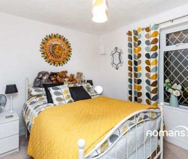 2 bedroom semi-detached house to rent - Photo 6