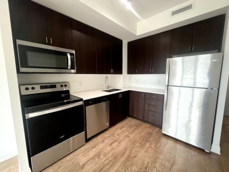 For Lease - 3220 Sheppard Avenue Unit# 213, Toronto, Ontario - Photo 2