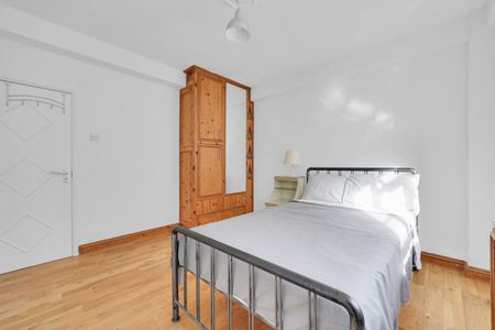 3 bedroom Flat To Let Total Size: 539 SQ FT - Photo 5