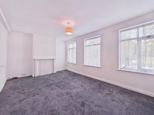 3 bedroom apartment to rent - Photo 1