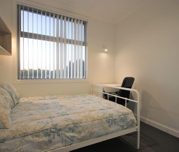 Norman St (H47), Paradise – Room D - Photo 6