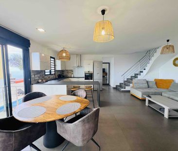 Location Maison 4 pièces 98m² LA POSSESSION 97419 - Photo 1