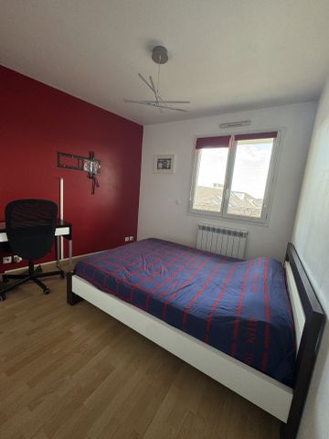 Location Appartement 3 pièces 64m² VAUJOURS 93410 - Photo 5