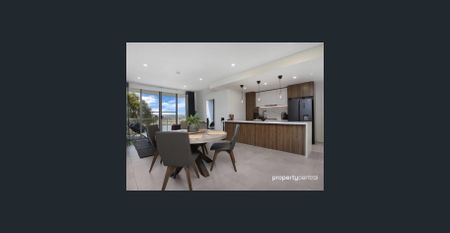 SPACIOUS TOP FLOOR APARTMENT WITH AMAZING VIEWS - Photo 4