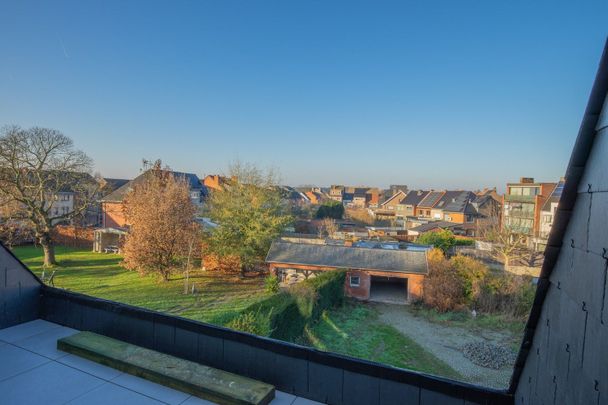 Unieke loft op de tweede verdieping met uitzicht op S’Hertogenmolens - Photo 1