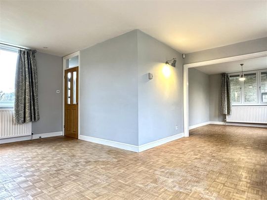 Brookfields, Calver - Photo 1