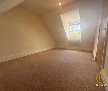 2 bedroom flat to rent - Photo 2