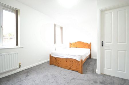 5 bedroom terraced house to rent - Photo 4