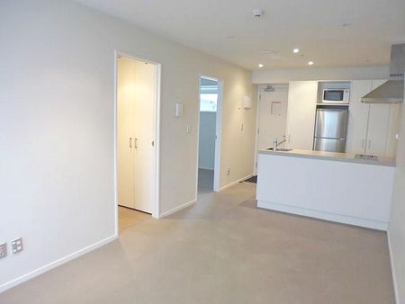 Apartment living at its Best! - Photo 2