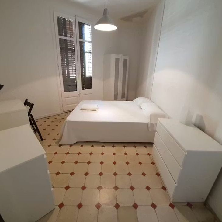 Ronda de Sant Antoni, Barcelona, Catalonia 08001 - Photo 1