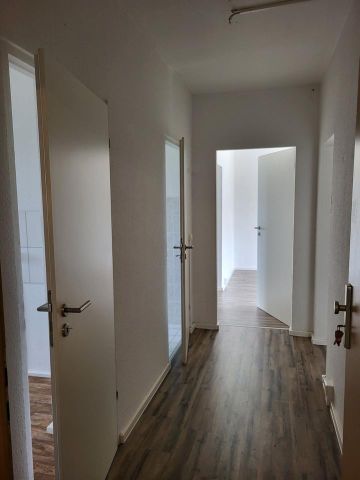Willkommensbonus... 3 Monate geschenkt!! Hier wartet ihr neues zu Hause // tolle 3 Zimmer Wohnung mit Balkon - Photo 4
