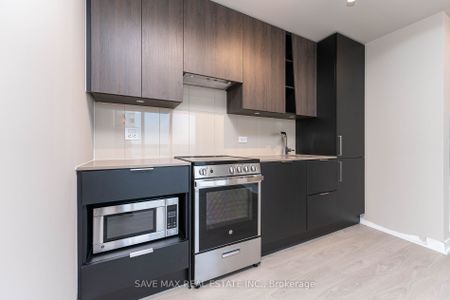 For Lease - 3900 Confederation Parkway Unit# 5204, Mississauga, Ontario - Photo 5