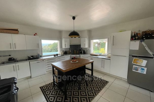 location maison 8 Pièce(s) - Photo 1