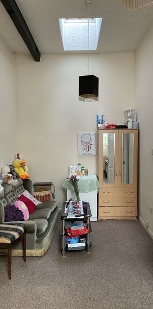 Victoria Street - Photo 1