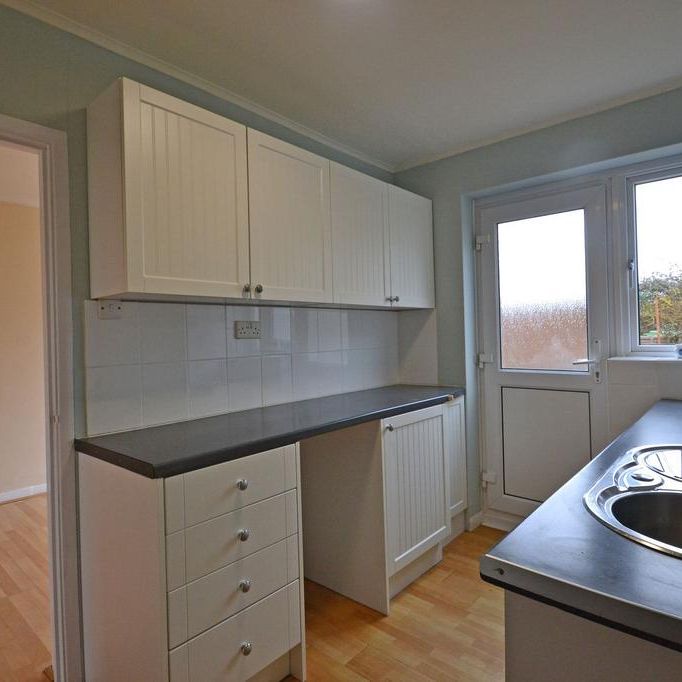 2 bedroom terraced house to rent - Photo 1