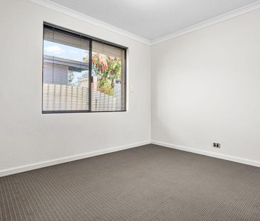 222A Streich Avenue, Armadale, WA 6112 - Photo 6