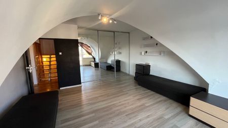 Przecław, 6pok., 2 piwnice, balkon - Zdjęcie 4