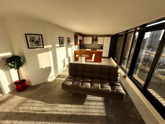 2 Bed Penthouse, Middlewood Street, M5 - Photo 1