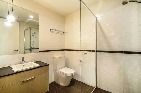 MODERN | PRIME LOCATION | SPACIOUS - Photo 4