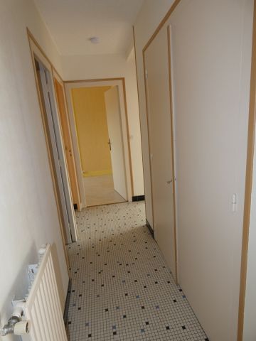 Location Appartement 3 pièces 57m² BEAUNE 21200 - Photo 4