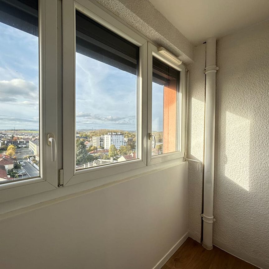 APPARTEMENT T4 - TINQUEUX - Photo 1