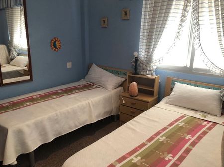 Apartamento de alquiler en Calle Burgos, Centro - Photo 5