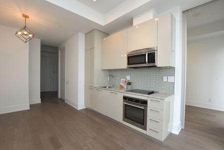 For Lease - 50 charles Street, Toronto, Ontario - Photo 4