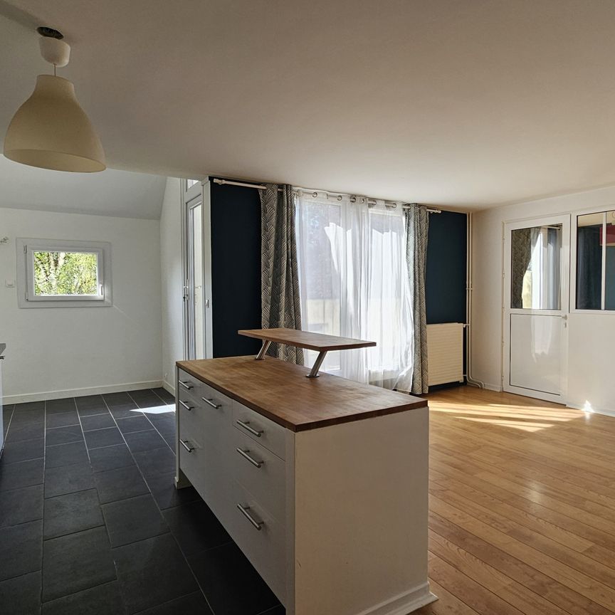 Location Appartement 4 pièces 77m² EVRY 91000 - Photo 1
