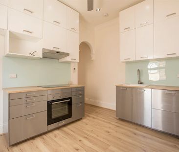 Charm and Character filled 2 Bedroom Home! - Photo 5