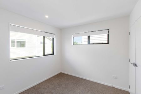 Stunning New Build Home on Claymore Street - Photo 4