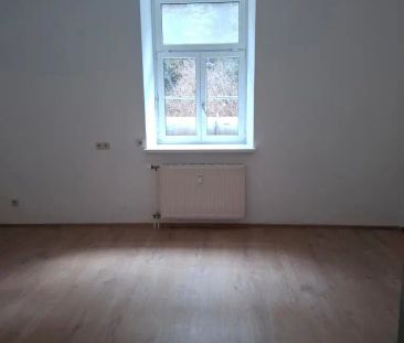 NEU - Teilrenovierte 2-Zimmer-Wohnung im Halbstock eines Mehrpartei... - Foto 2