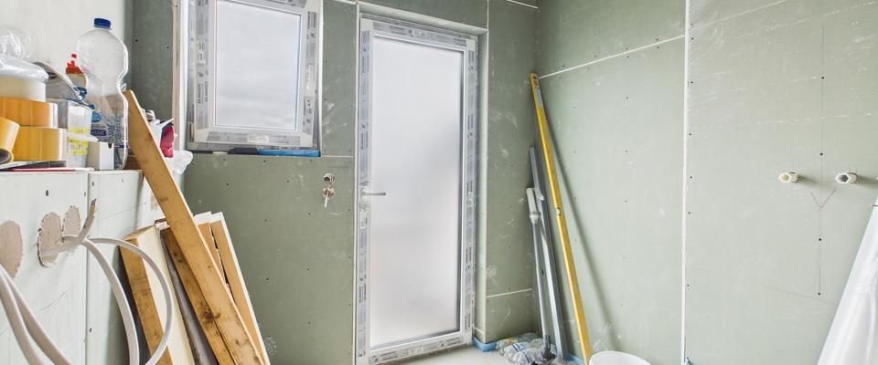 Neubau-Erstbezug in Reichertshofen! Moderne 4-ZKB-Wohnung inkl. Einbauküche und zwei Stellplätzen! - Photo 1