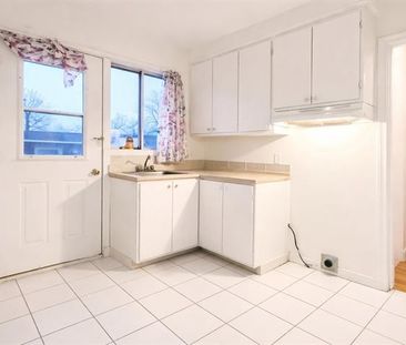 9959 Av. Larose - Photo 3