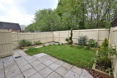 3 bedroom semi-detached house to rent - Photo 3