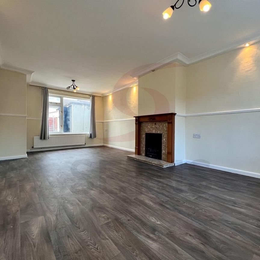 Cotswold Green, LE4, Leicester - Photo 1