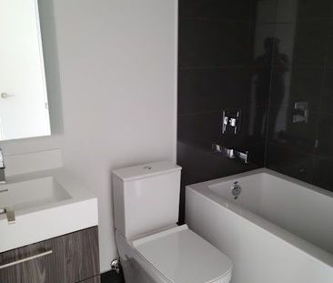 For Lease - 1 Yorkville Avenue Unit# 4701, Toronto, Ontario - Photo 6