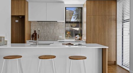 As New Executive 3-bedroom Townhouse in Merivale - Photo 2