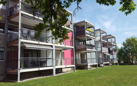 "Gemütliche 4 1/2 Zimmerwohnung mit grossem Balkon" - Photo 4