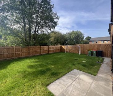 4 bedroom detached house to rent - Photo 1