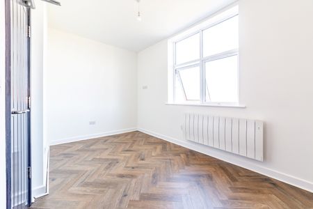 2 Bed Flat, Liverpool Street., M6 - Photo 3